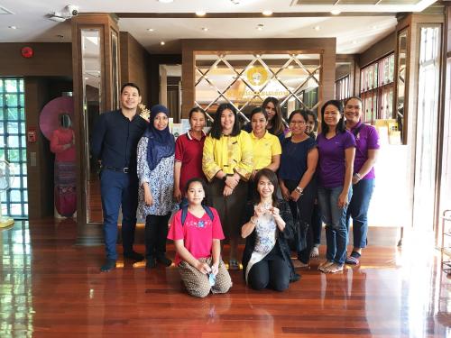นักศึกษาจากแผนกวิชาการท่องเที่ยวและการโรงแรม  ภาควิชาการจัดโปรแกรมนำเที่ยว รุ่นที่ 169  วิทยาลัยสารพัดช่างเชียงใหม่  เข้าเยี่ยมชมและรับฟังบรรยายเกี่ยวกับ วิวัฒนาการเงินตราไทยและเงินตราล้านนา 