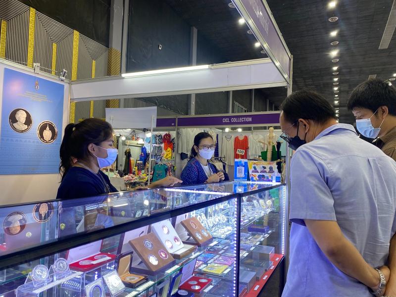 ภาพบรรยากาศงานนิทรรศการและจำหน่ายผลิตภัณฑ์เหรียญของพิพิธภัณฑ์ธนารักษ์ จังหวัดเชียงใหม่ ในงานมหกรรม MID YEAR SALE 2022 @ChiangMai