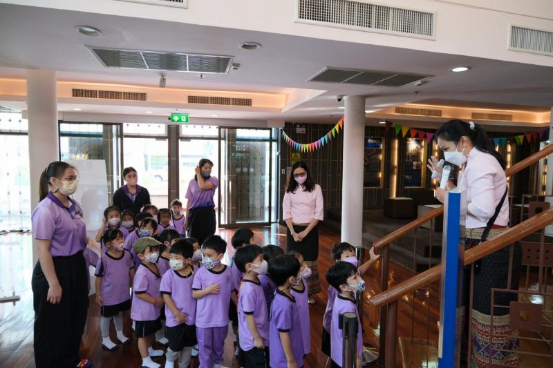 วันอังคารที่ 17 มกราคม 2566 คณะครูและนักเรียนระดับชั้นอนุบาล โรงเรียนสาธิตมหาวิทยาลัยราชภัฏเชียงใหม่ เข้าเยี่ยมชมพิพิธภัณฑ์ธนารักษ์ จังหวัดเชียงใหม่